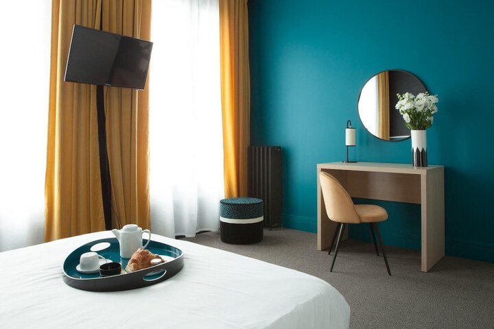 Room 23 of 60