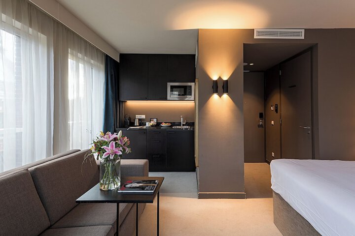 Room 30 of 89