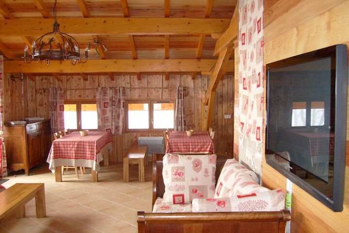 Room 16 of 95