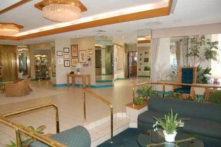 Hotel Interior 20 of 27
