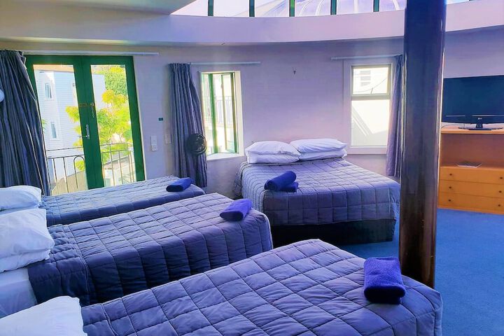 Room 15 of 43