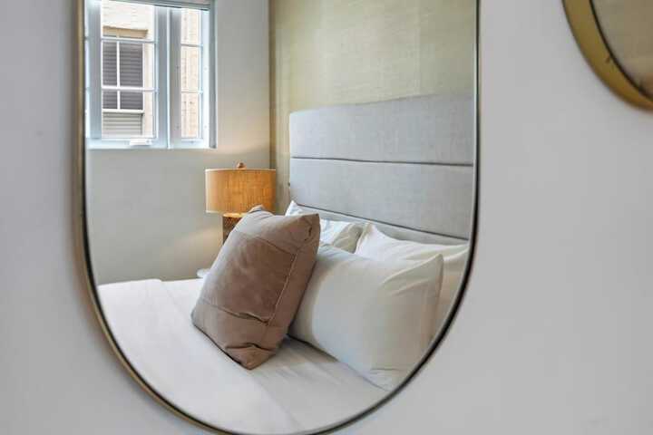 Room 41 of 70