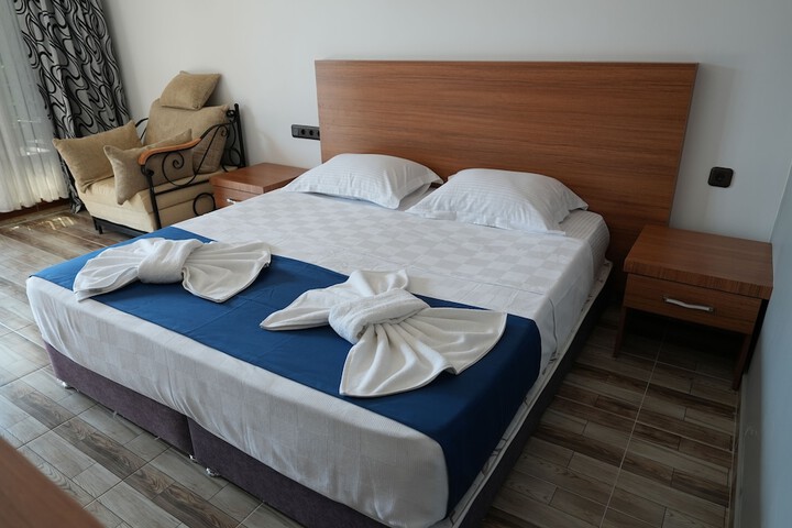 Room 7 of 29