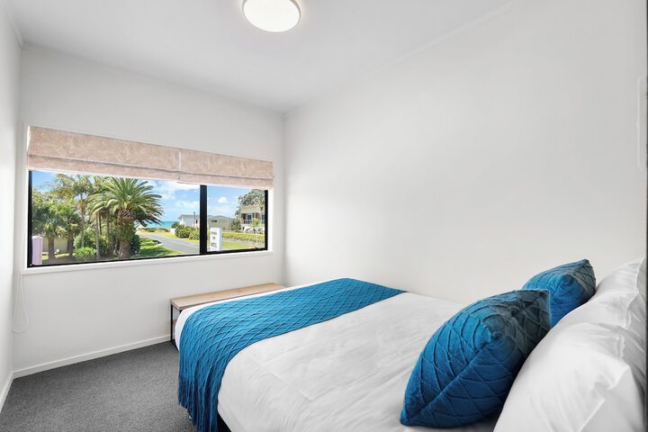 Room 2 of 43