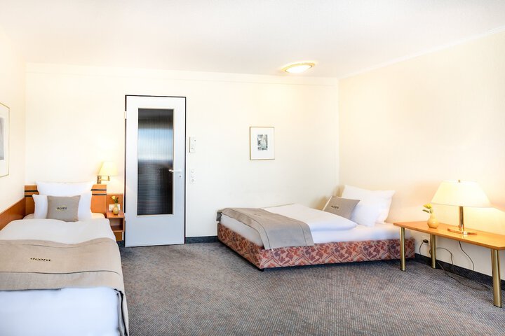 Room 30 of 60