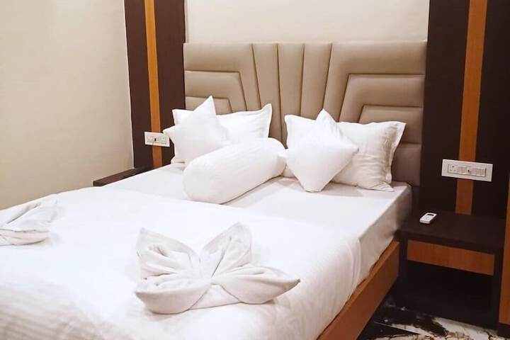 Room 4 of 89