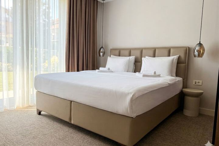 Room 11 of 35