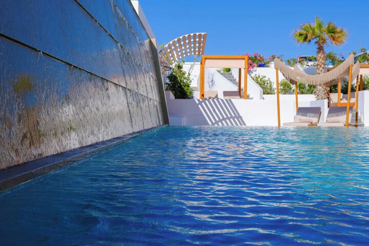 Pool 179 of 199