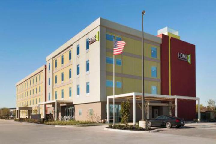 Hotel 7 of 13