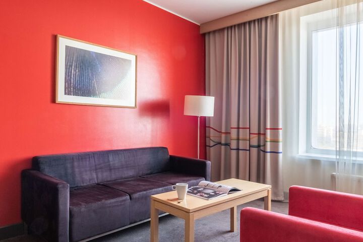 Room 14 of 94