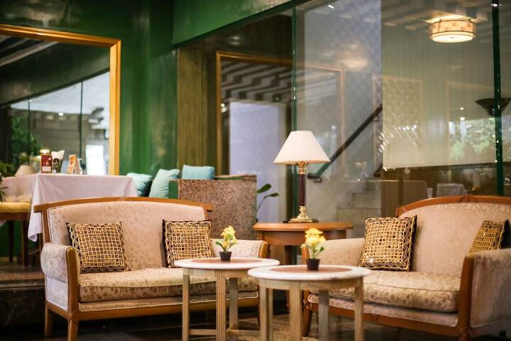 Hotel Interior 4 of 21
