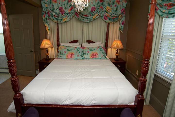 Room 20 of 51