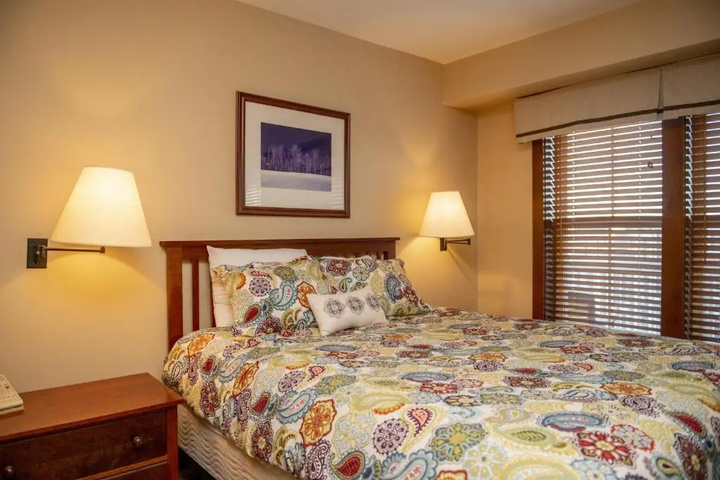 Room 2 of 23