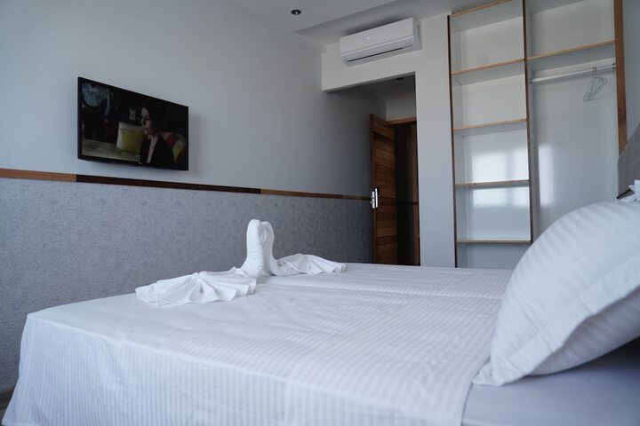 Room 3 of 22