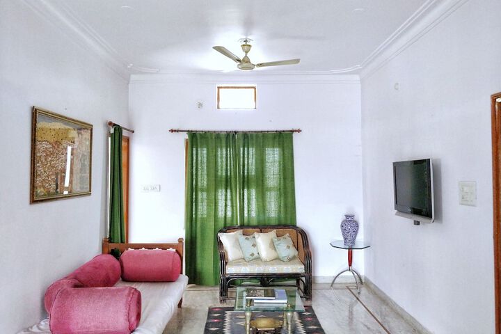 Room 10 of 41