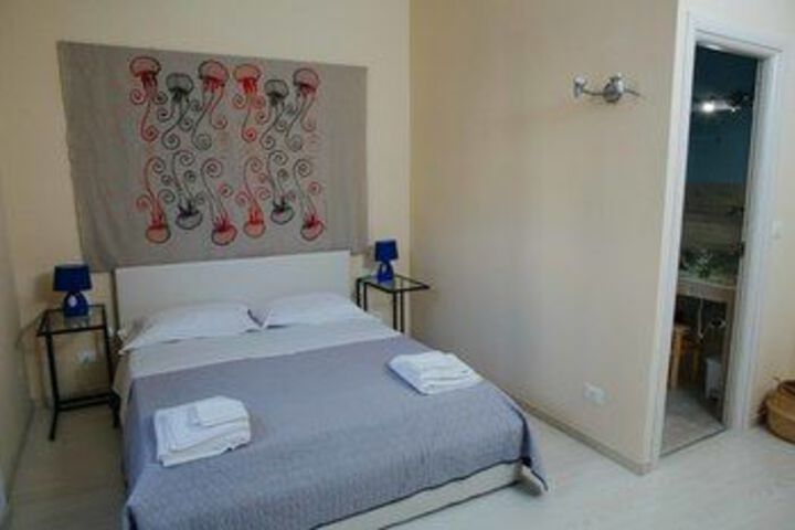 Room 27 of 50
