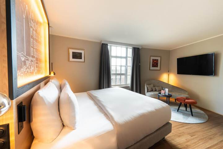 Room 60 of 121