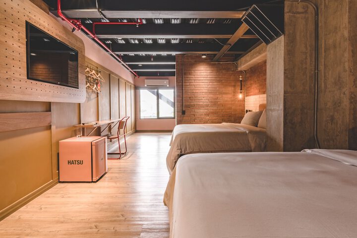 Room 35 of 110