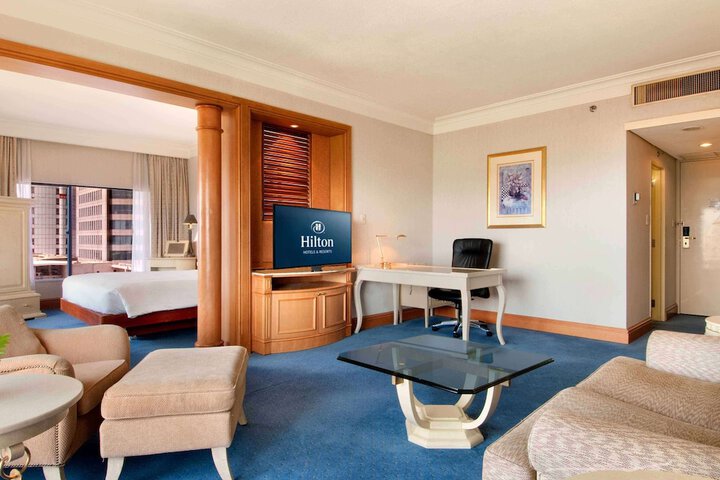 Room 15 of 176