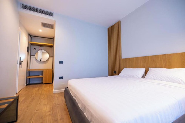 Room 43 of 52