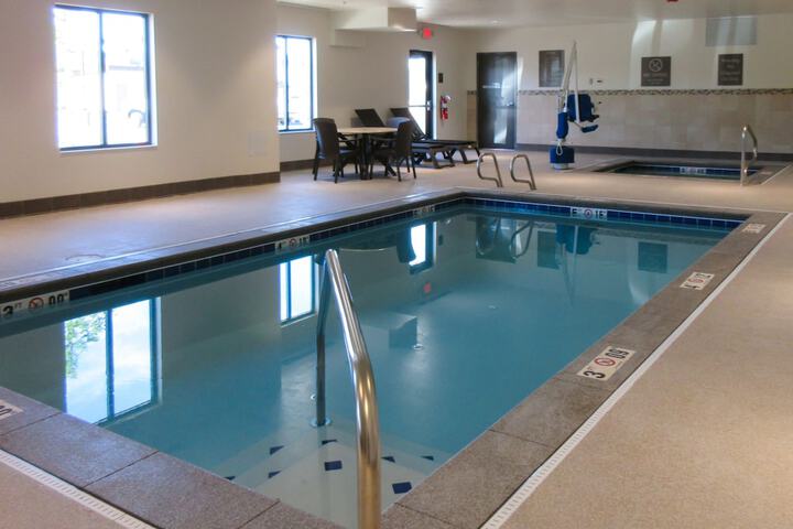 Pool 39 of 61