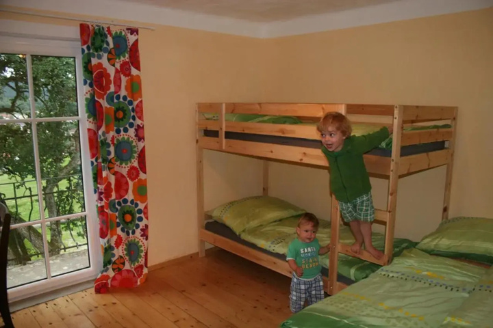 Room 3 of 9
