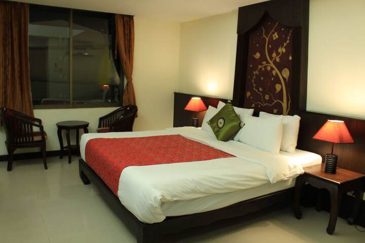 Room 20 of 39