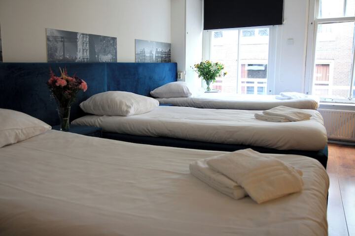 Room 90 of 132