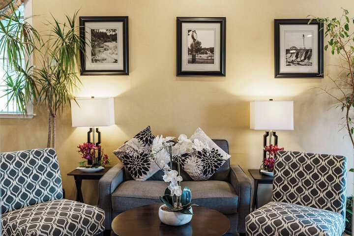 Lobby sitting area