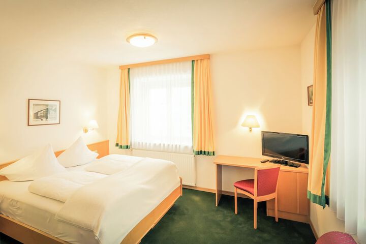 Room 37 of 113