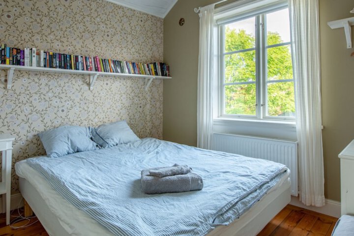 Room 4 of 30