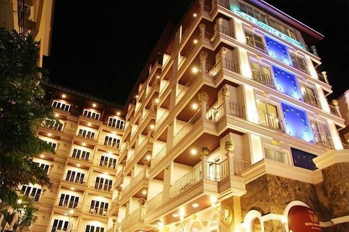 Hotel 34 of 35