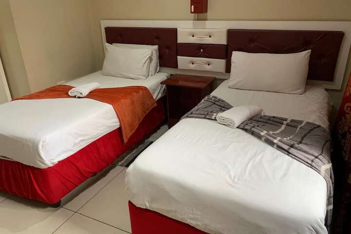 Room 19 of 34