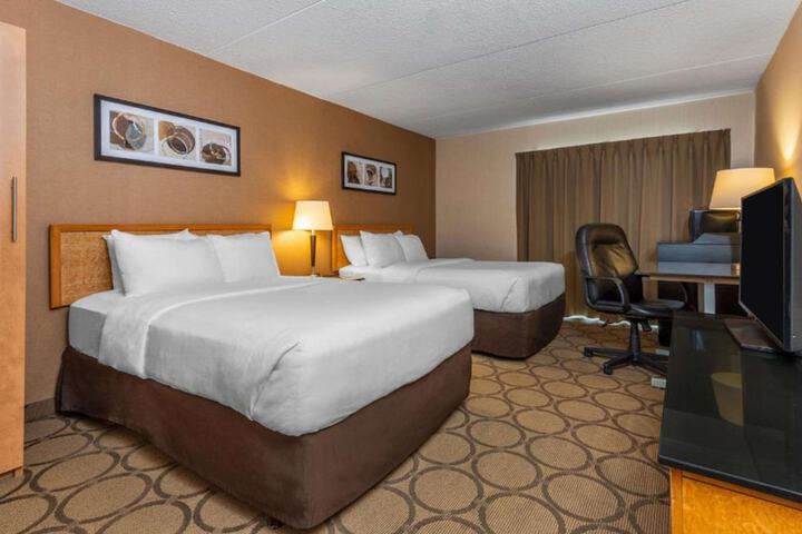 Room 11 of 35
