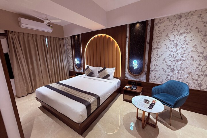 Room 36 of 74