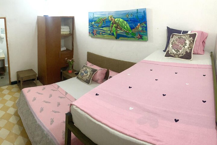 Room 9 of 23