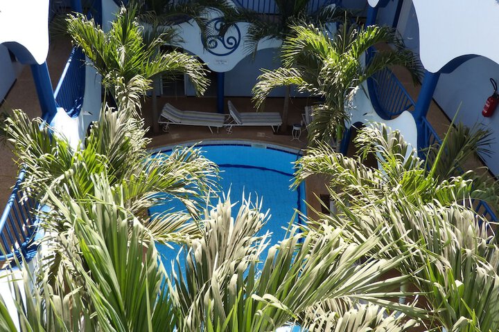 Pool 44 of 62