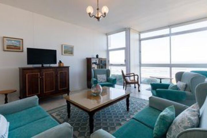 Room 15 of 21