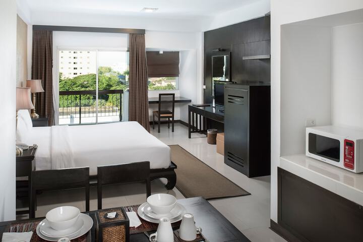 Room 4 of 86