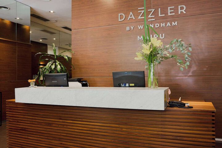 Entrance & Lobby