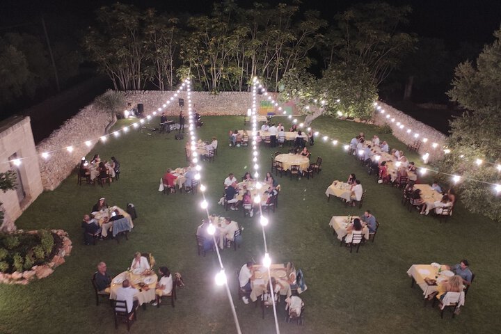 Dining 20 of 59
