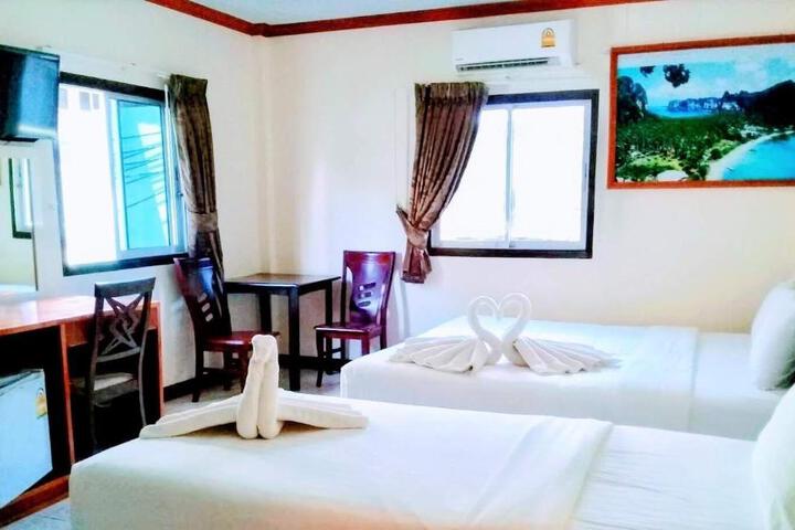 Golden Bee Phi Phi