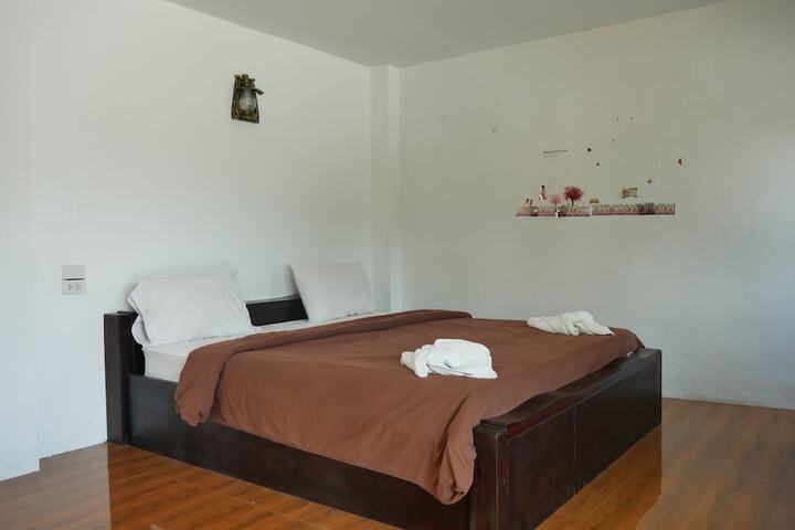 Room 20 of 63