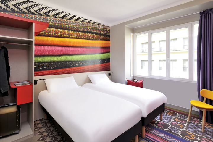 Room 70 of 160