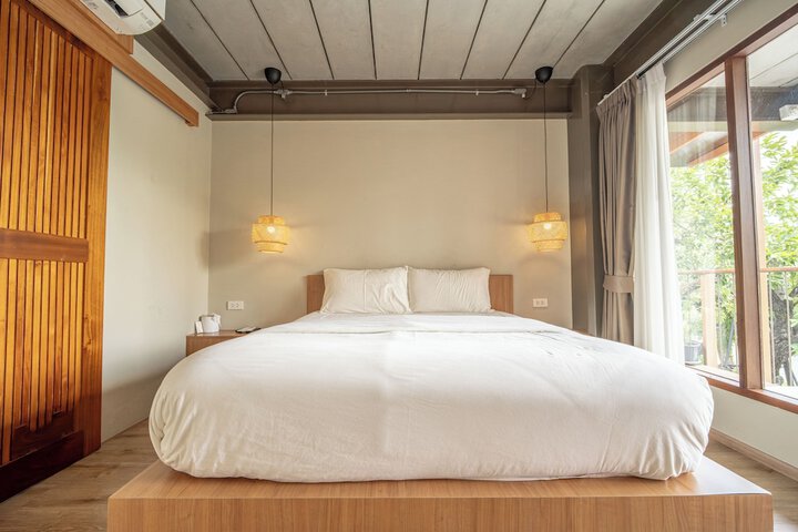 Room 28 of 72