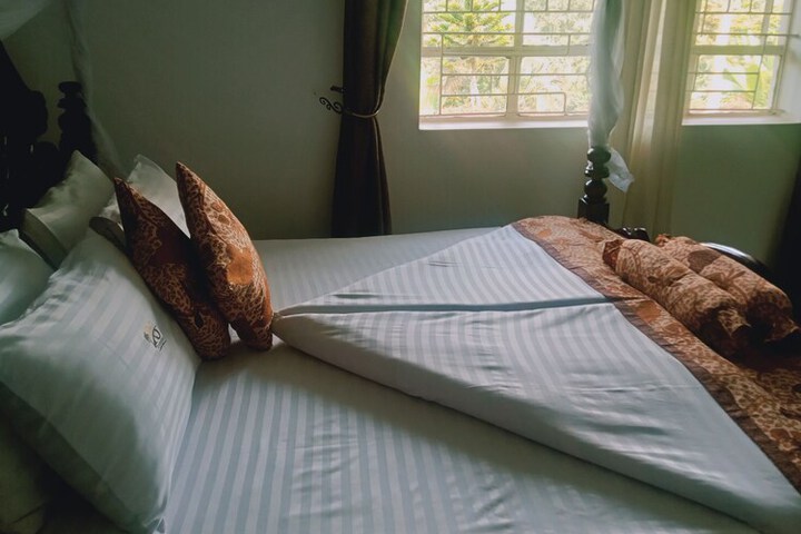 Room 4 of 26
