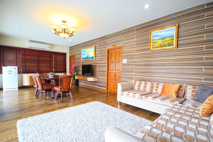 Room 28 of 150
