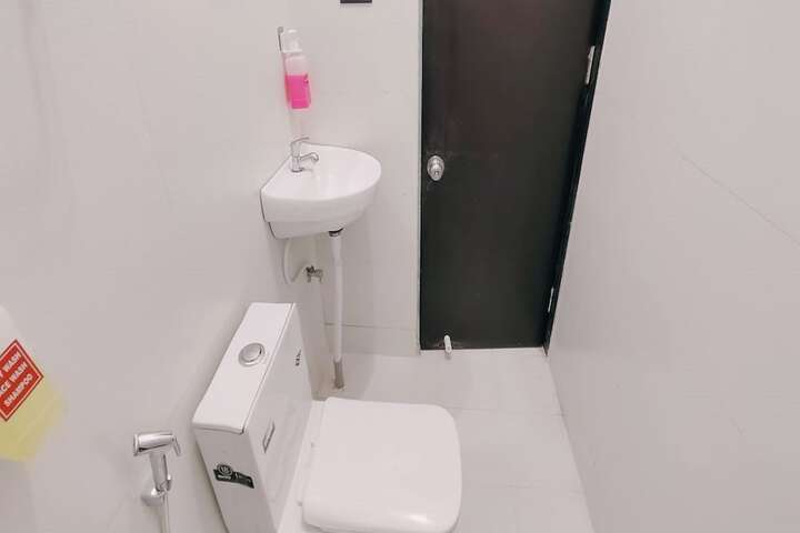 Room 21 of 26