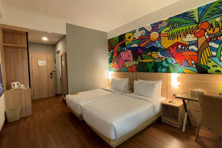 Room 20 of 32