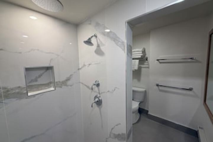 Room 223 of 279